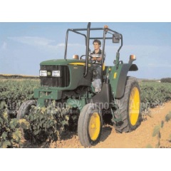 Многофункциональный минитрактор John Deere 5515 в Костроме