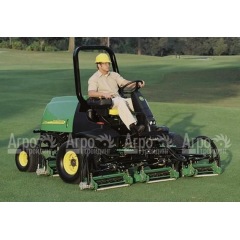 Бензиновая газонокосилка для фейрвея  Jonh Deere - 3235 С  в Костроме