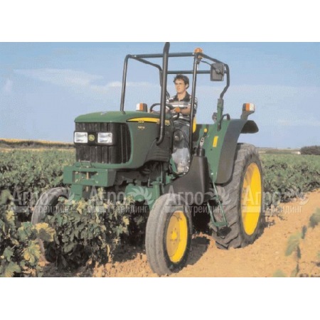 Многофункциональный минитрактор John Deere 5515 в Костроме