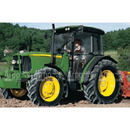 Многофункциональный минитрактор John Deere 5615 в Костроме